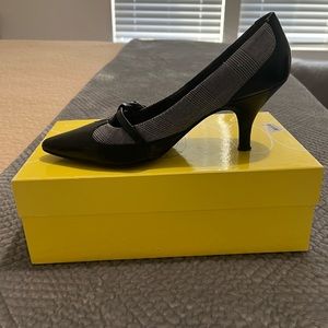 Circa Joan & David Pumps